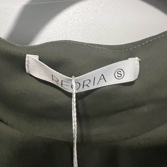 NWT Olive green bodysuit WOMEN’S SIZE SMALL - Picture 3 of 5